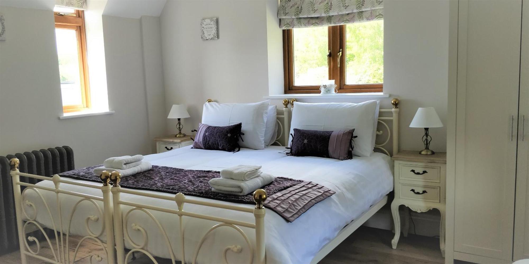 East Lodge Bolney Bagian luar foto